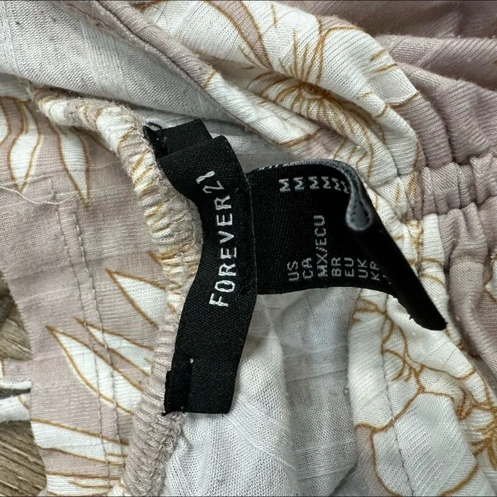 Forever 21 crop top Size M
